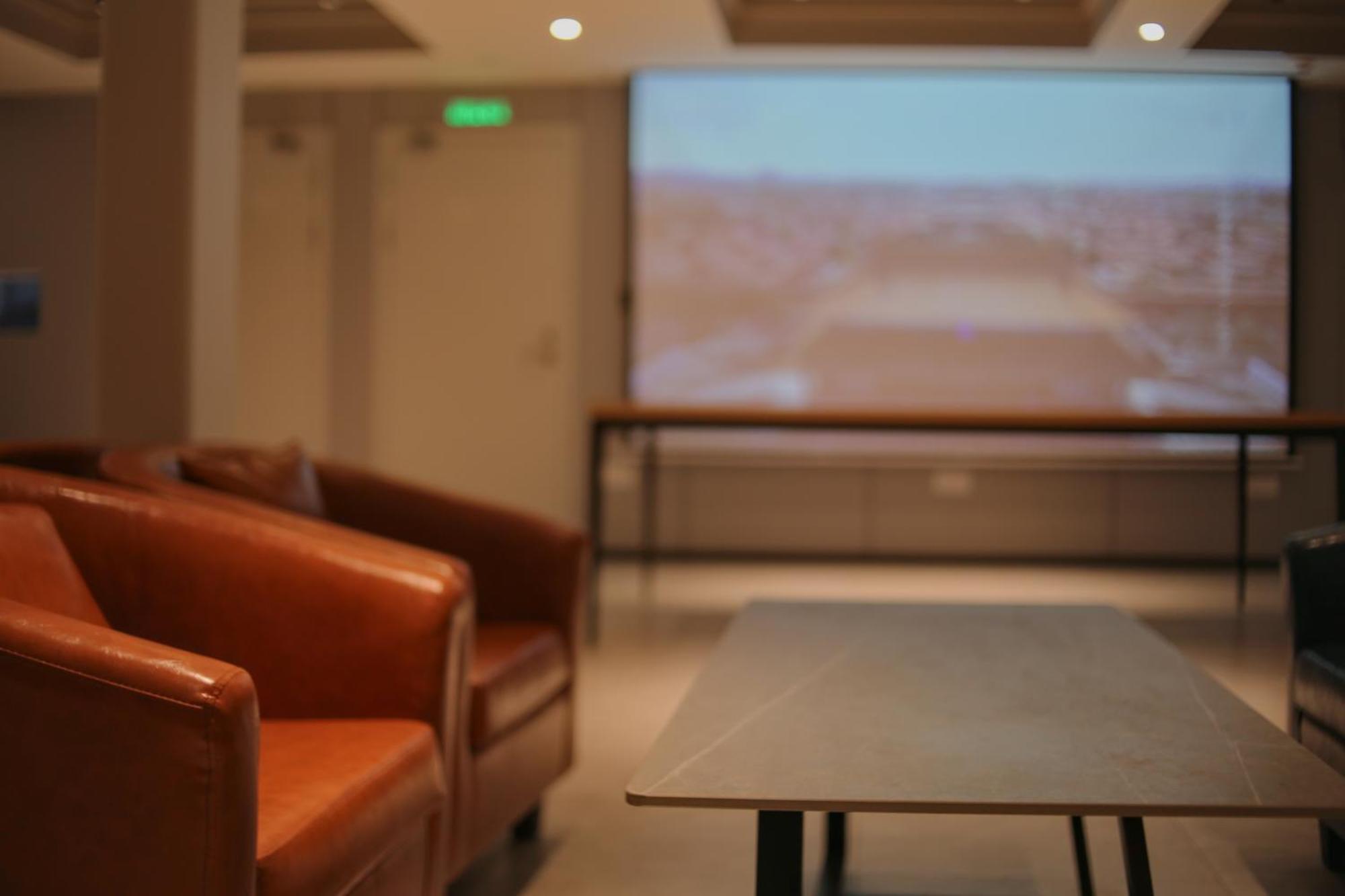 Dayin International Youth Hostel -Near People'S Square & Old Town -Social Area -Bar -Cafe -Gym -Free Laundry Luggage Storage -24H Front Desk -English Service Shanghái Exterior foto