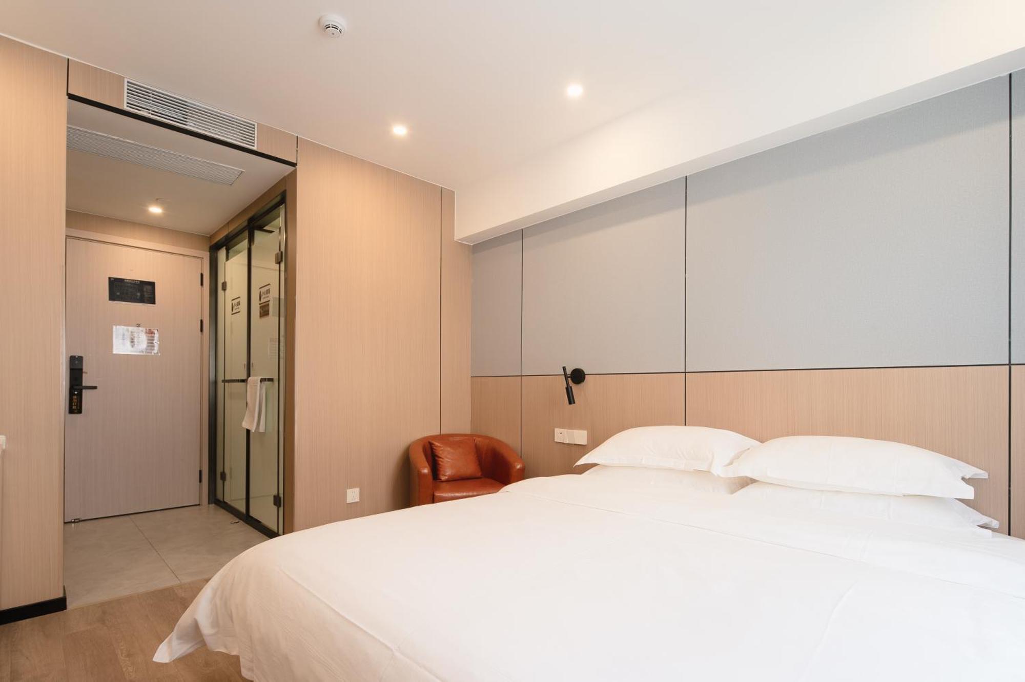 Dayin International Youth Hostel -Near People'S Square & Old Town -Social Area -Bar -Cafe -Gym -Free Laundry Luggage Storage -24H Front Desk -English Service Shanghái Exterior foto